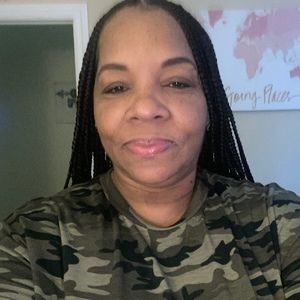 Meet your Posher, Claire